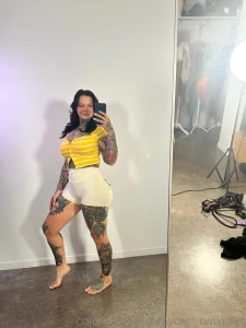 The outfit s cute but i know what you really wanna see it s all at