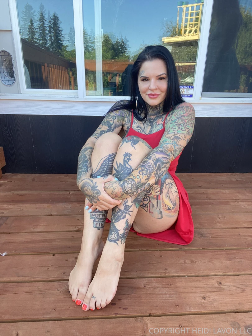 I open them legs at https onlyfans com heidilavon c9 