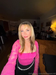 Good lighting better attitude or maybe naughty attitude slide into my