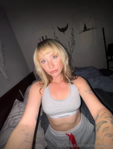 Can t sleep and my mind s definitely not innocent right now what s