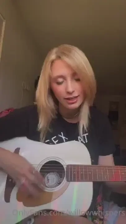 Here is a sweet morning lullaby to start your day off right 