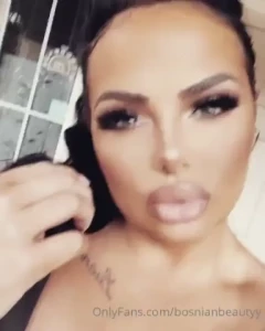 Sweaaar that vegas dry heat amp allergies makes my lips swell when i m