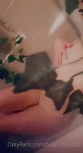 I just sent a weird bath time mini video shoot thing to your dms im part 1