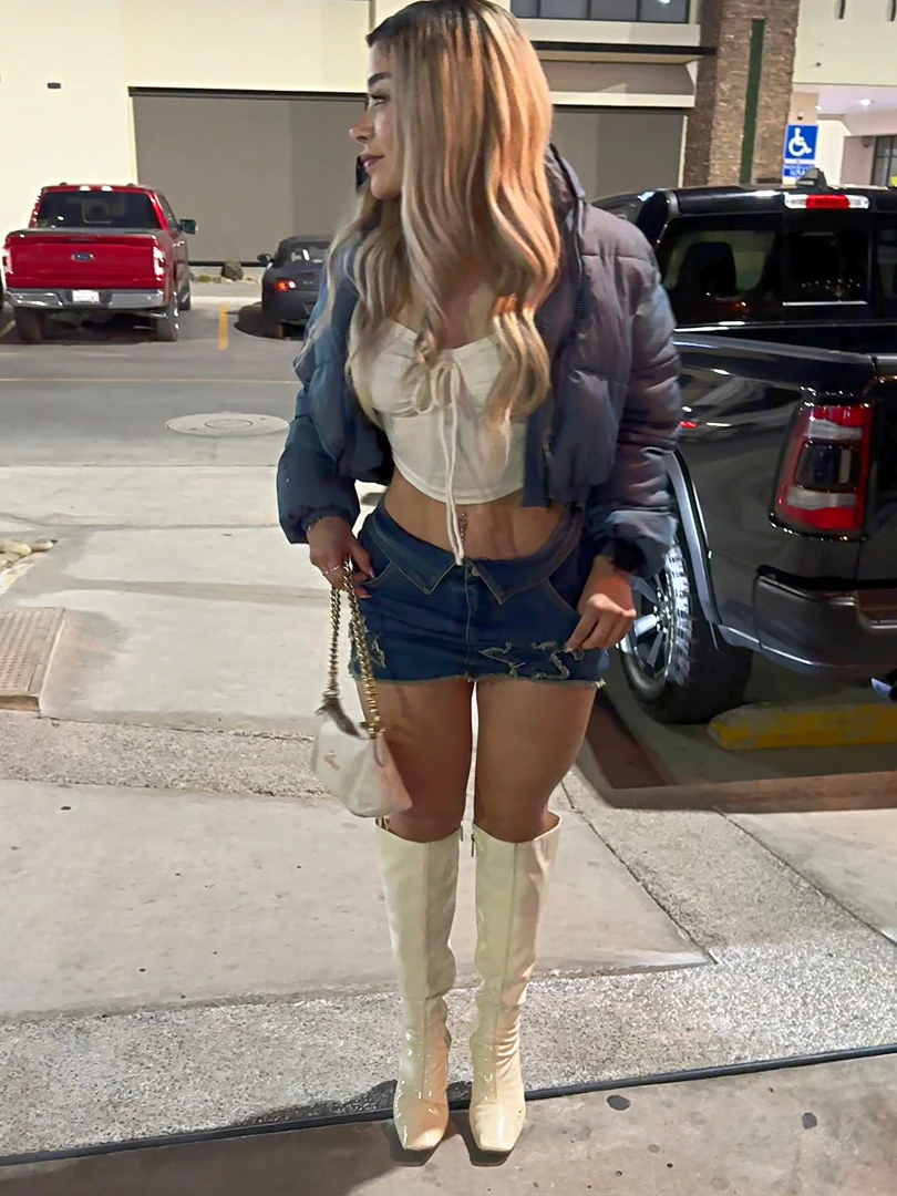 I think these angles will make you cum in your pants 