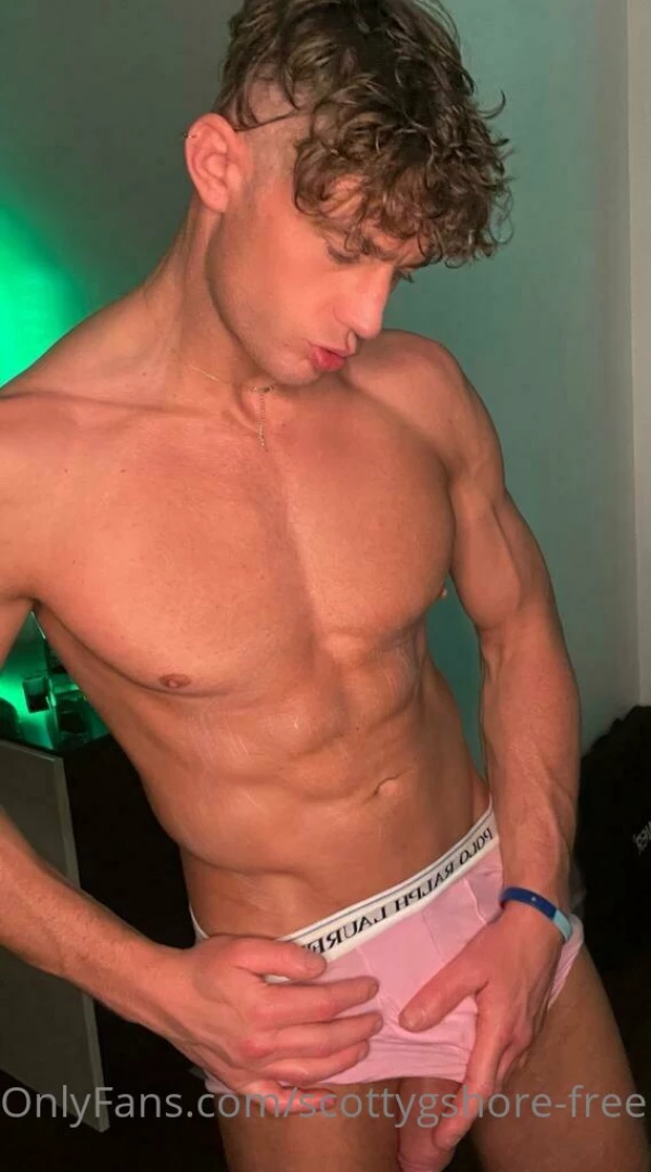 I m horny today send dick amp pussy pics to me on my main account 