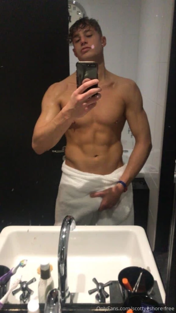 Snatch amp grab snatch the towel - and grab the d 