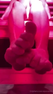 Any freaky foot fetish fans today