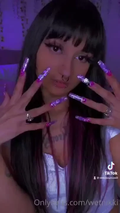Do you like long nails 