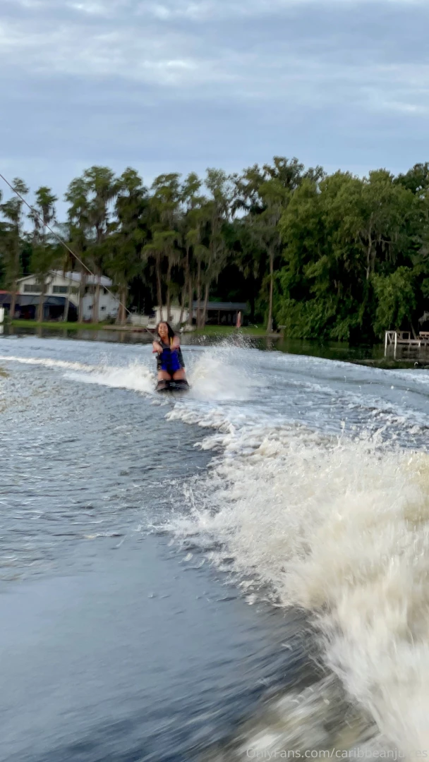 I ve been having a lot of fun on the lake part 1 