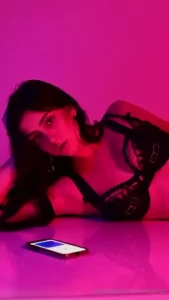 It s the weekend baby turn on your favorite song and start your