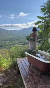 Don t miss out on the cliffside nude soak it s 4 minutes long