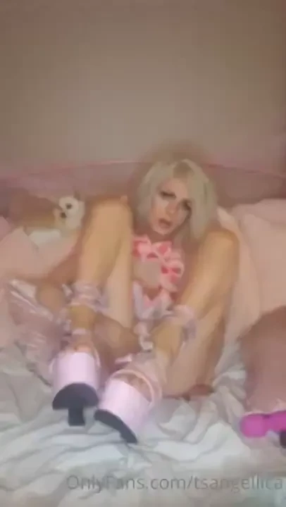 I love this toy check your dm for a 17 minute long video of me teasing 