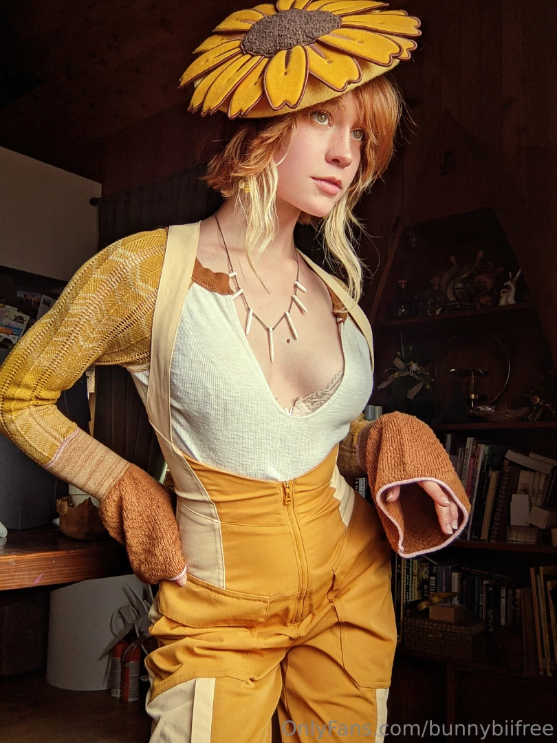 I m a sunflower help me grow tummy titty focused hand cover 