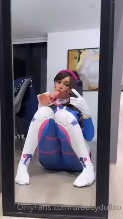 Wanna get my throat fucked 