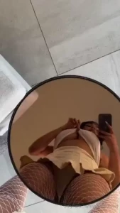 Check your dms if you wanna see more