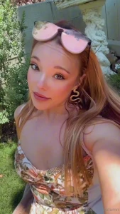 I ll be live in less than 2 hours my love