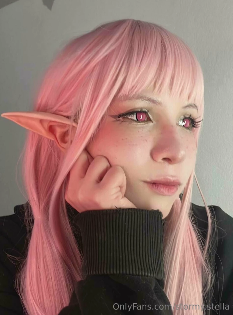 I want you to share your desires and plans if you could cosplay as any 