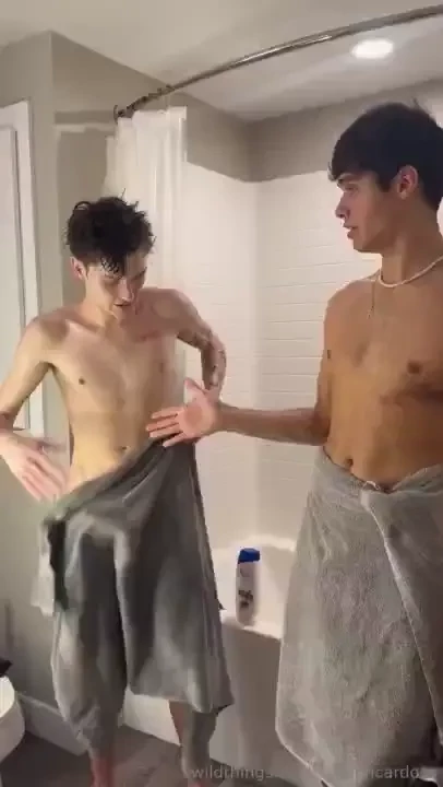 Got naked in the shower with my bro homie daltonkirkleyfree part 2 