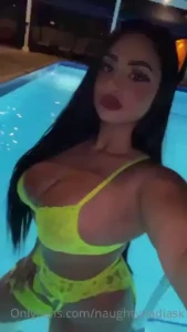 I d rather be skinni dippin