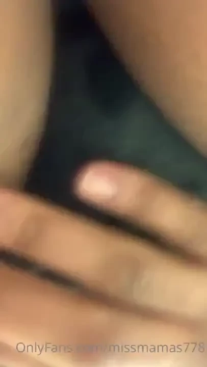 Y all wanna see me mastebrate in the bathroom at work i came when 