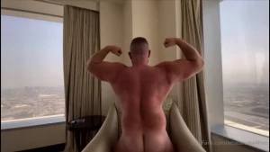 Huge bisexual muscle porn performer hugeandhung the biggest 6 1 356lbs part 2