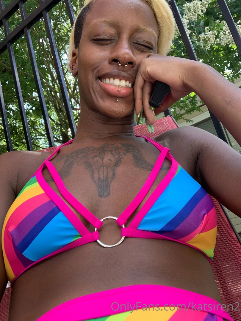 It s a pool day loving this bikini hope you re all doing well lovelies part 1 