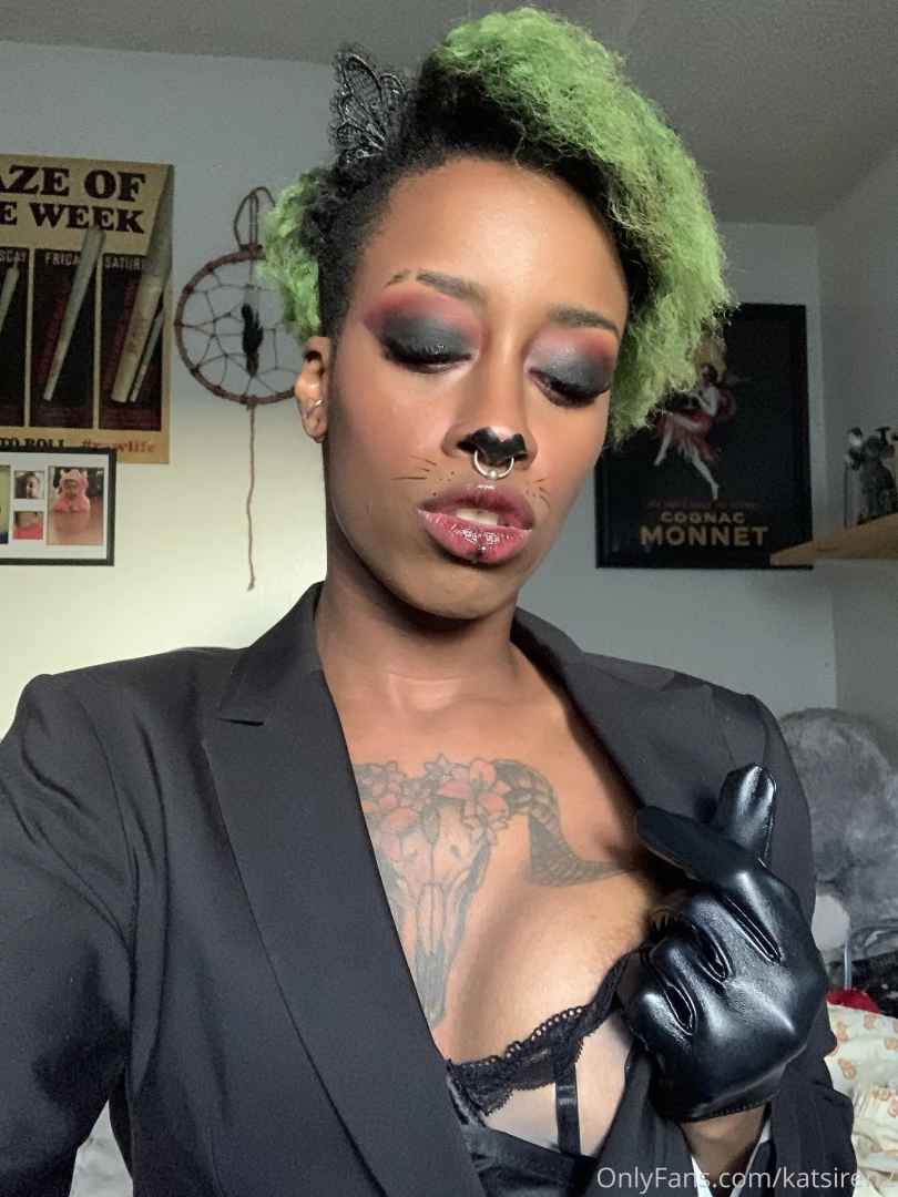 My halloween in reverse pussy say meow part 2 