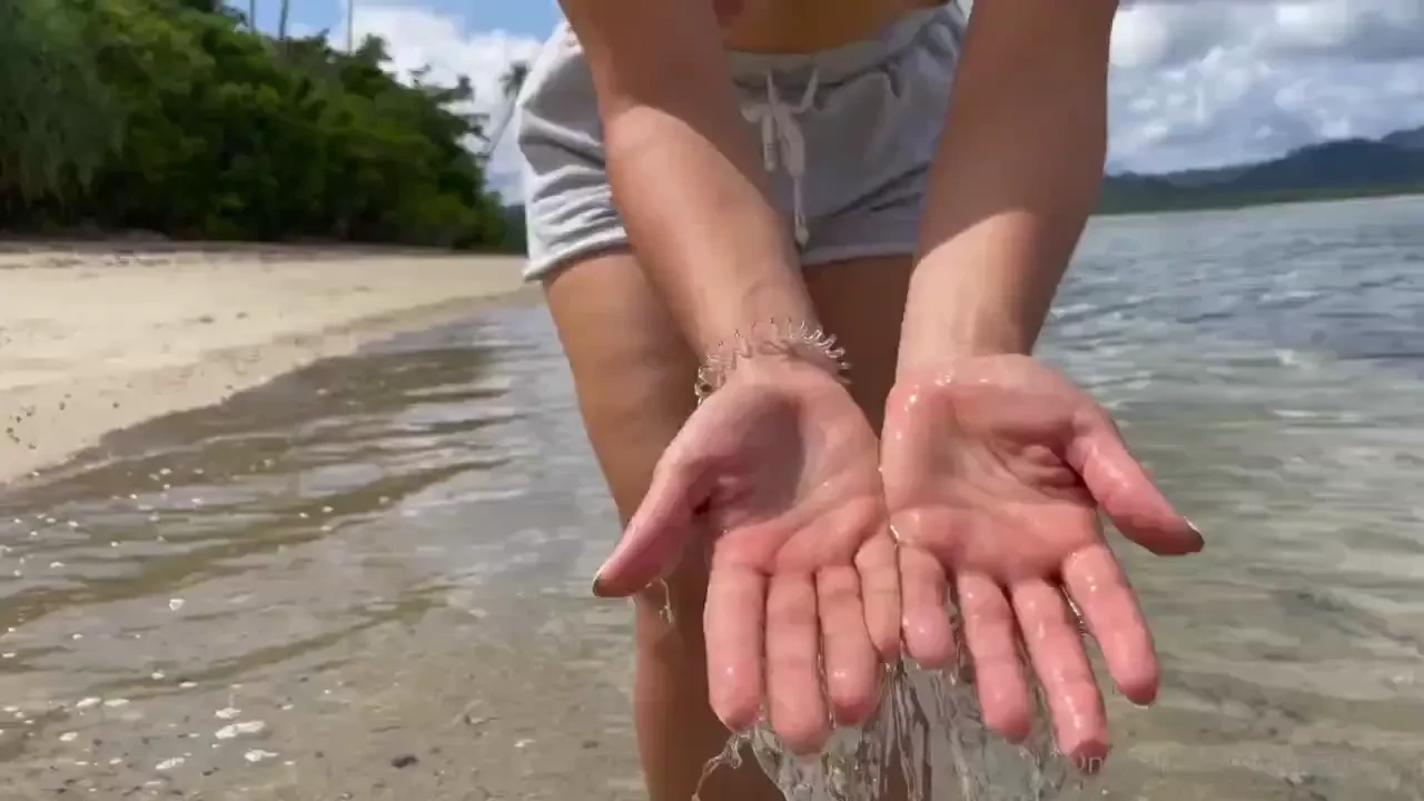 Beach days are getting closer and closer and i m already starting to 