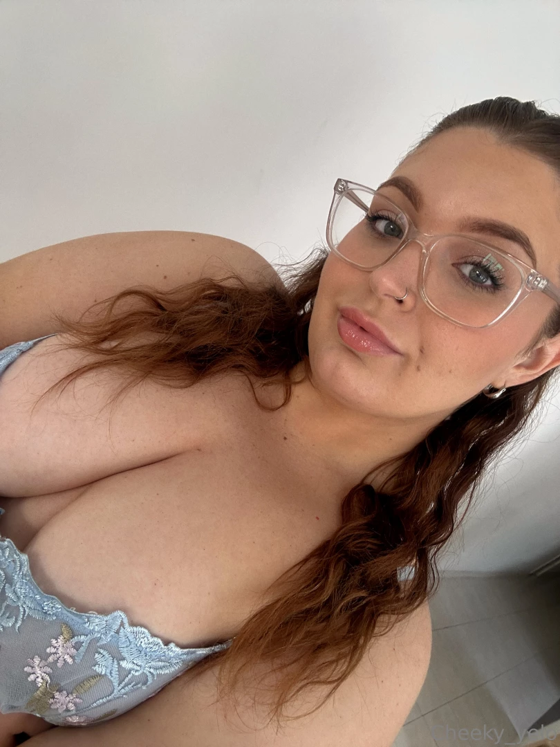 I m feeling sooo slutty 