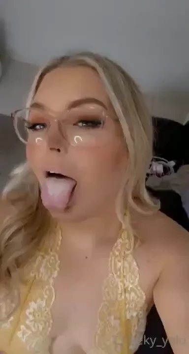 Tip 5 if you think i look hot i ll send you a reward right away part 1 