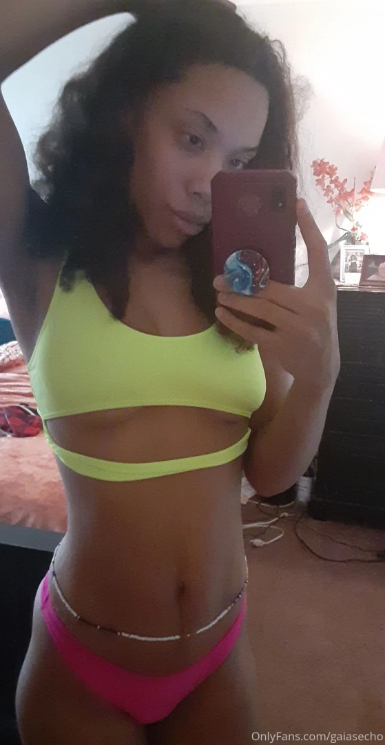 I feel like a malibu barbie doll im getting thick asff toooo 
