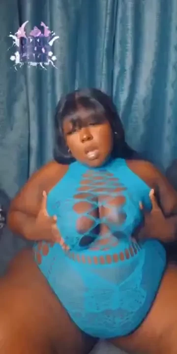 Bbw slut friend is waiting on you to have some fun thicchiphuntress part 4 