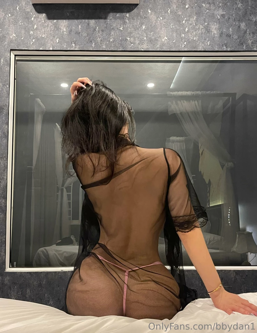 I want a vacation with lots of money 