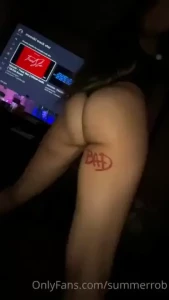 Pussy so fat you can see it from the bike