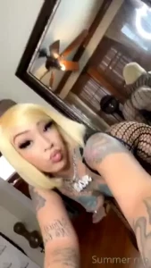 I heard you wanna retwist with me dressed like this