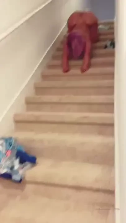 Watch the whole thing lol what would you do 