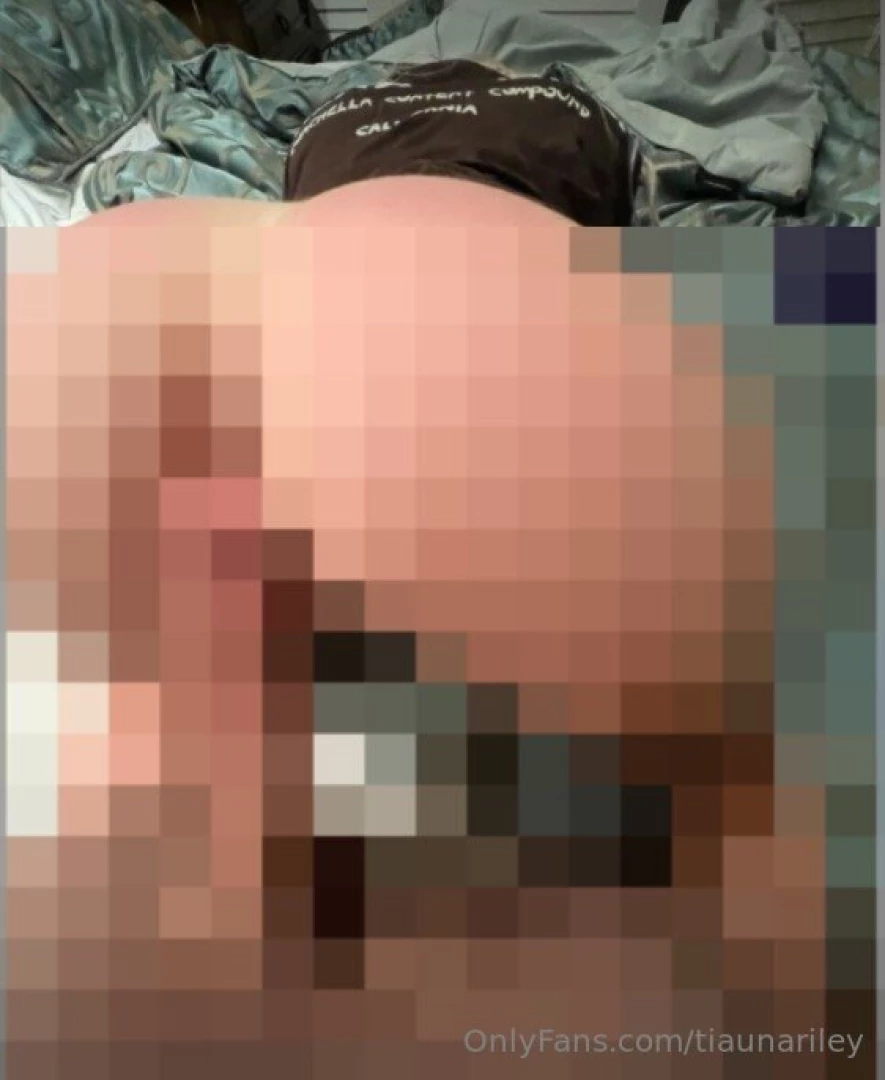 It s getting really weird after giving me some serious d from the back 