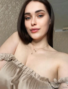 Cute girl monica_wolf loves to play with her pussy she looks so part 95