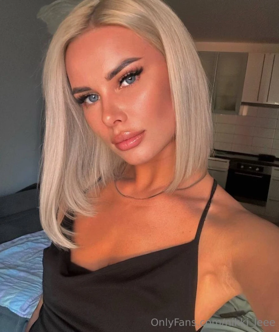 Stop scrolling crystal_lovexxx double penetration bg squirt exclusive part 60 