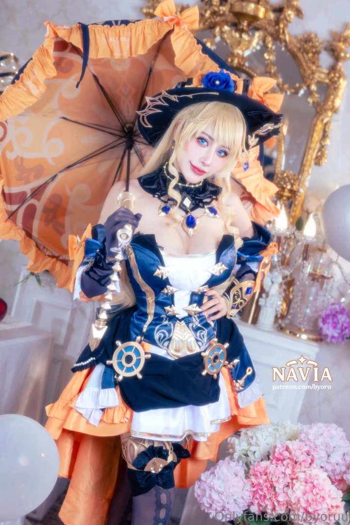 Navia photosets and videos are available now 