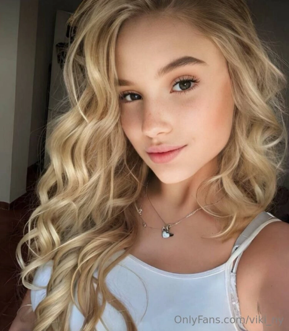 Free subscription only today hi sweetie why are you so naughty follow part 1110 