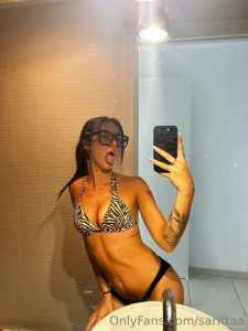 Mi dirai ancora di no baby lo so che vuoi vedere il mio corpo per bene