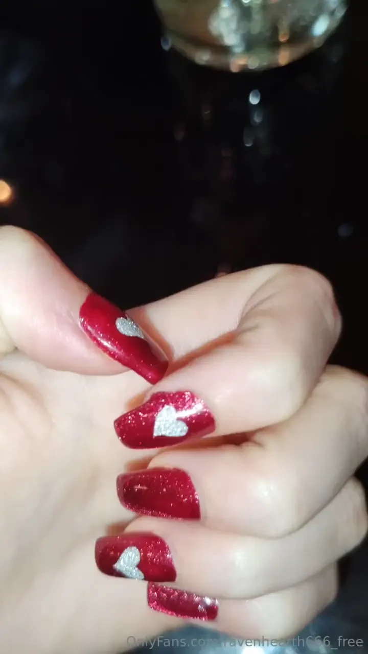 Do you like the new nails 