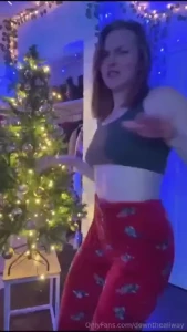 Sign your name on my tits