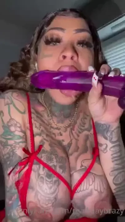 Did i make your dick hard bae you hear me fuking talking to you 