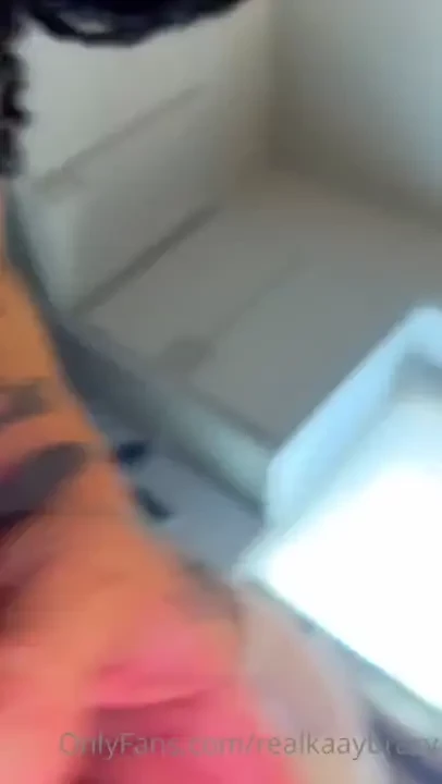 I gotta new toy and i think it s my pussies favorite it wouldn t stop 