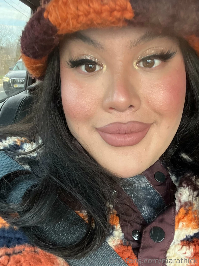 Hope this selfie brightens up this rainy day 