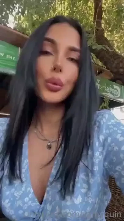 Feeling hot and sassy 