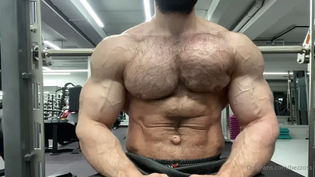 Hot new content on my main page full jeff_fbez 