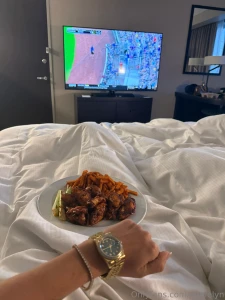 Whatever this is this is my kind of aesthetic